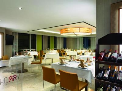 restaurant 1 - hotel ramada hotel and suites kemalpasa izmir - izmir, turkey