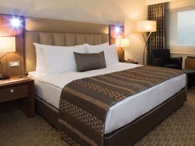 bedroom 2 - hotel movenpick izmir - izmir, turkey
