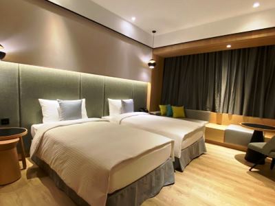 bedroom - hotel evergreen palace hotel chiayi - chiayi, taiwan