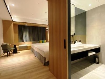 bedroom 2 - hotel evergreen palace hotel chiayi - chiayi, taiwan