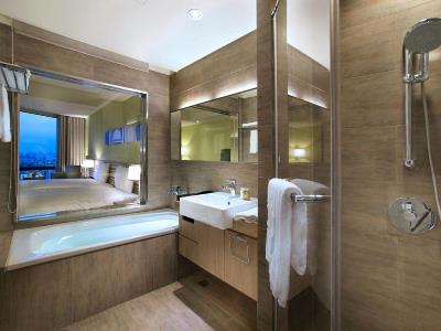 bathroom - hotel park city hotel-luzhou - taipei, taiwan