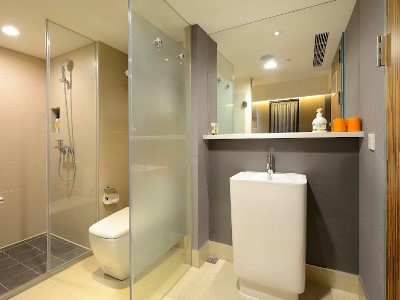 bathroom - hotel orange hotel ximen - taipei, taiwan