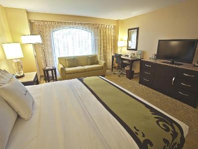 bedroom - hotel doubletree santa ana orange country arpt - santa ana, united states of america
