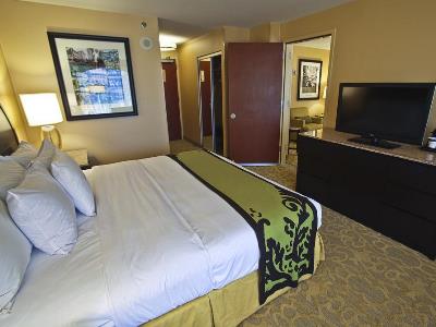bedroom 1 - hotel doubletree santa ana orange country arpt - santa ana, united states of america