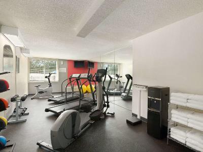 gym - hotel wyndham garden tallahassee capitol - tallahassee, united states of america