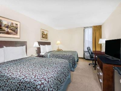 bedroom 1 - hotel days inn indianapolis northeast - indianapolis, united states of america