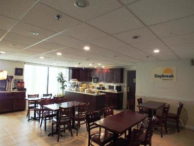 breakfast room - hotel days inn indianapolis northeast - indianapolis, united states of america