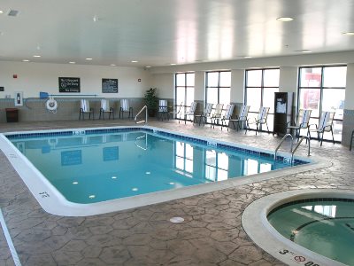 indoor pool - hotel hampton inn topeka - topeka, united states of america