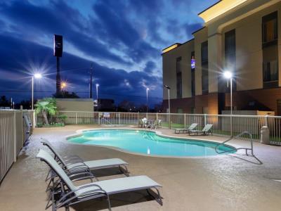 outdoor pool - hotel hampton inn baton rouge i-10 east - baton rouge, united states of america