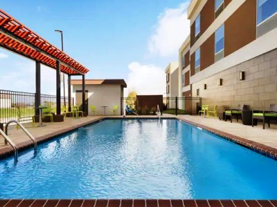 outdoor pool - hotel home2 suites by hilton baton rouge - baton rouge, united states of america