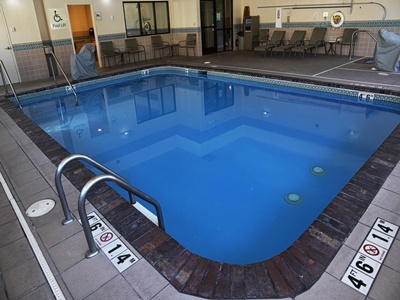 indoor pool - hotel doubletree by hilton helena downtown - helena, united states of america