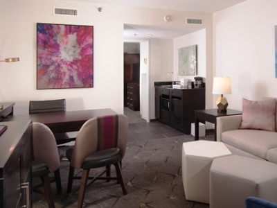 bedroom 3 - hotel embassy suites raleigh crabtree - raleigh, united states of america