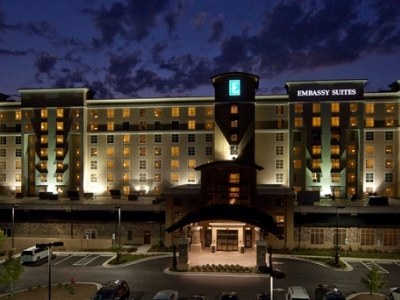 exterior view - hotel embassy suites raleigh durham airport - raleigh, united states of america
