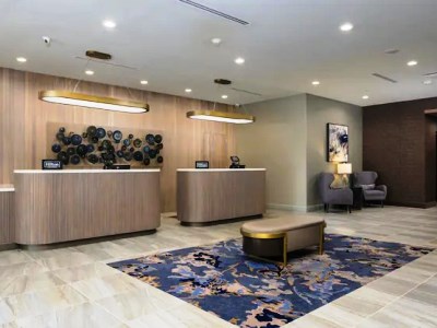 lobby - hotel doubletree by hilton raleigh midtown - raleigh, united states of america