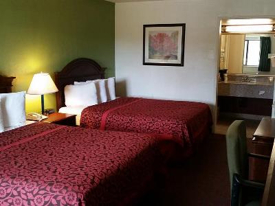 bedroom 1 - hotel days inn by wyndham santa fe new mexico - santa fe, united states of america