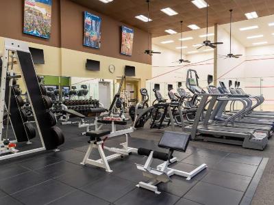 gym - hotel doubletree suite hotel columbus downtown - columbus, ohio, united states of america