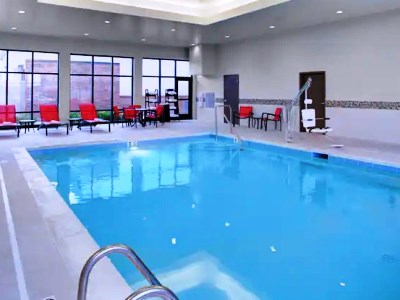 indoor pool - hotel hampton inn and suites scioto downs - columbus, ohio, united states of america