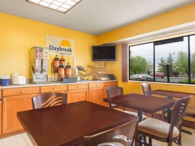 breakfast room - hotel days inn by wyndham columbus fairgrounds - columbus, ohio, united states of america