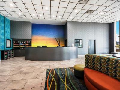 lobby 1 - hotel days inn wyndham oklahoma city bricktown - oklahoma city, united states of america