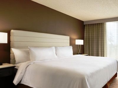 bedroom - hotel embassy suites oklahoma city okc airport - oklahoma city, united states of america