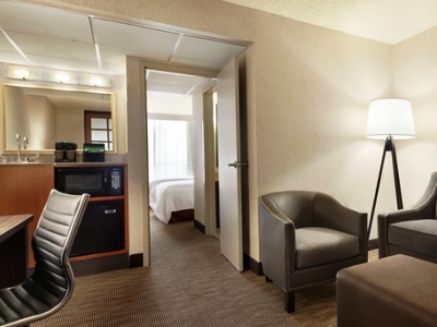 bedroom 3 - hotel embassy suites oklahoma city okc airport - oklahoma city, united states of america