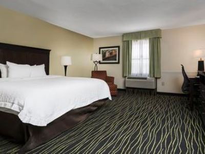 bedroom 1 - hotel hampton inn columbia i-26 harbison blvd - columbia, south carolina, united states of america