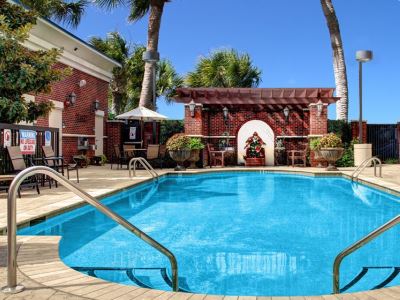 outdoor pool - hotel hilton columbia center - columbia, south carolina, united states of america