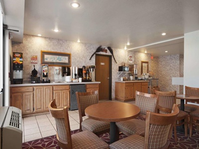breakfast room - hotel super 8 by wyndham north/university area - austin, texas, united states of america