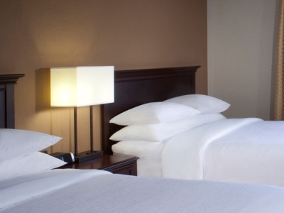 bedroom - hotel embassy suites arboretum - austin, texas, united states of america