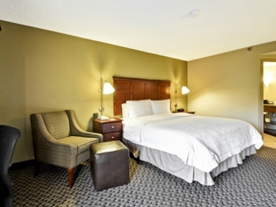 bedroom - hotel hampton inn austin-north@i-35 and hwy183 - austin, texas, united states of america