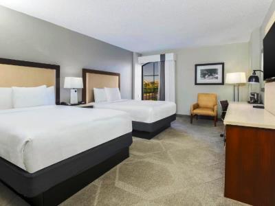bedroom 6 - hotel doubletree hotel austin university area - austin, texas, united states of america