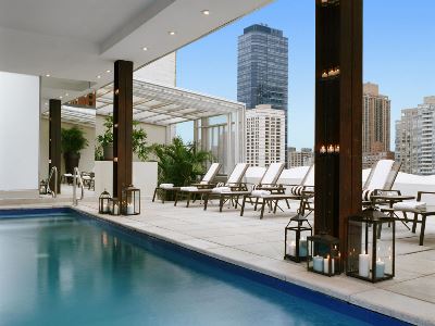 outdoor pool - hotel empire - new york, united states of america