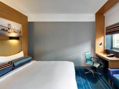 bedroom 1 - hotel aloft new york brooklyn - new york, united states of america