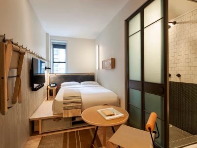 bedroom - hotel moxy nyc time square - new york, united states of america