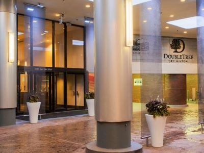 Doubletree Chicago Magnificent Mile