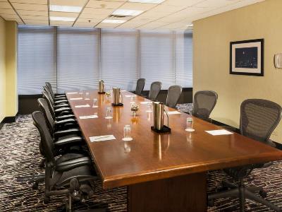 conference room - hotel doubletree chicago magnificent mile - chicago, united states of america