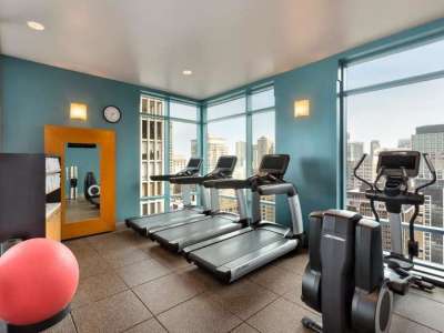 gym - hotel hilton chicago/magnificent mile suites - chicago, united states of america