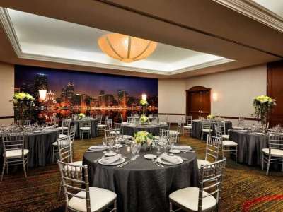conference room 2 - hotel hilton chicago/magnificent mile suites - chicago, united states of america