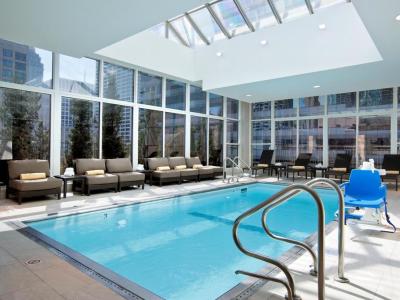 indoor pool - hotel hilton garden inn dwtn magnificent mile - chicago, united states of america