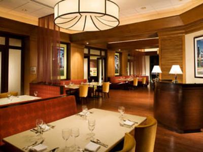 restaurant - hotel chicago marriott at medical district uic - chicago, united states of america