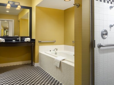 bathroom - hotel chicago downtown, autograph collection - chicago, united states of america