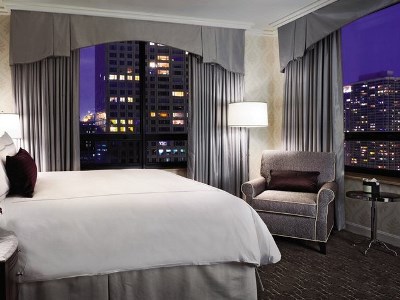 bedroom 2 - hotel ritz carlton chicago - chicago, united states of america