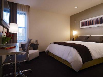 bedroom - hotel felix - chicago, united states of america