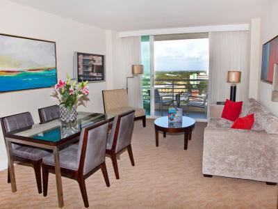 suite 2 - hotel gallery one - a doubletree suites - fort lauderdale, united states of america