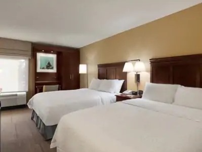 bedroom 4 - hotel hampton inn ft lauderdale cypress creek - fort lauderdale, united states of america