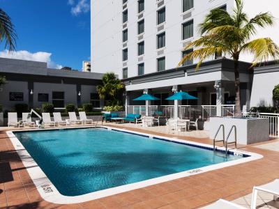 outdoor pool - hotel hampton inn downtown las olas area - fort lauderdale, united states of america