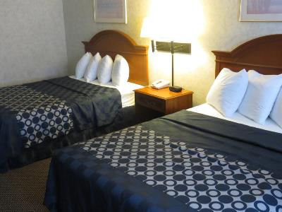 bedroom - hotel days inn lax/venicebch/marina delray - los angeles, united states of america