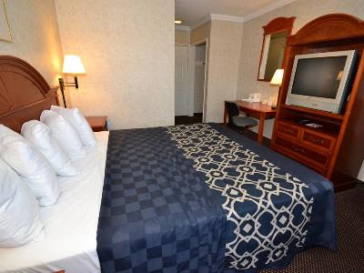 bedroom 1 - hotel days inn lax/venicebch/marina delray - los angeles, united states of america