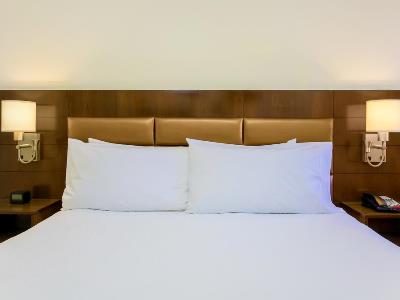 bedroom - hotel hilton garden inn hollywood - los angeles, united states of america
