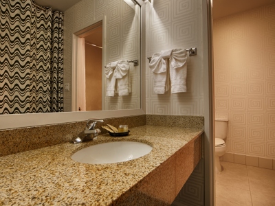 bathroom - hotel soma house - san francisco, united states of america